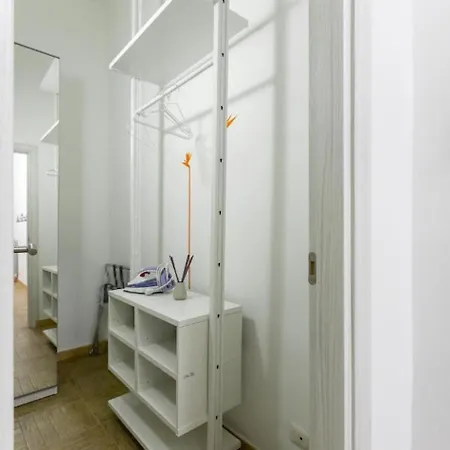 - Trastevere Train Station - Wifi Apartment